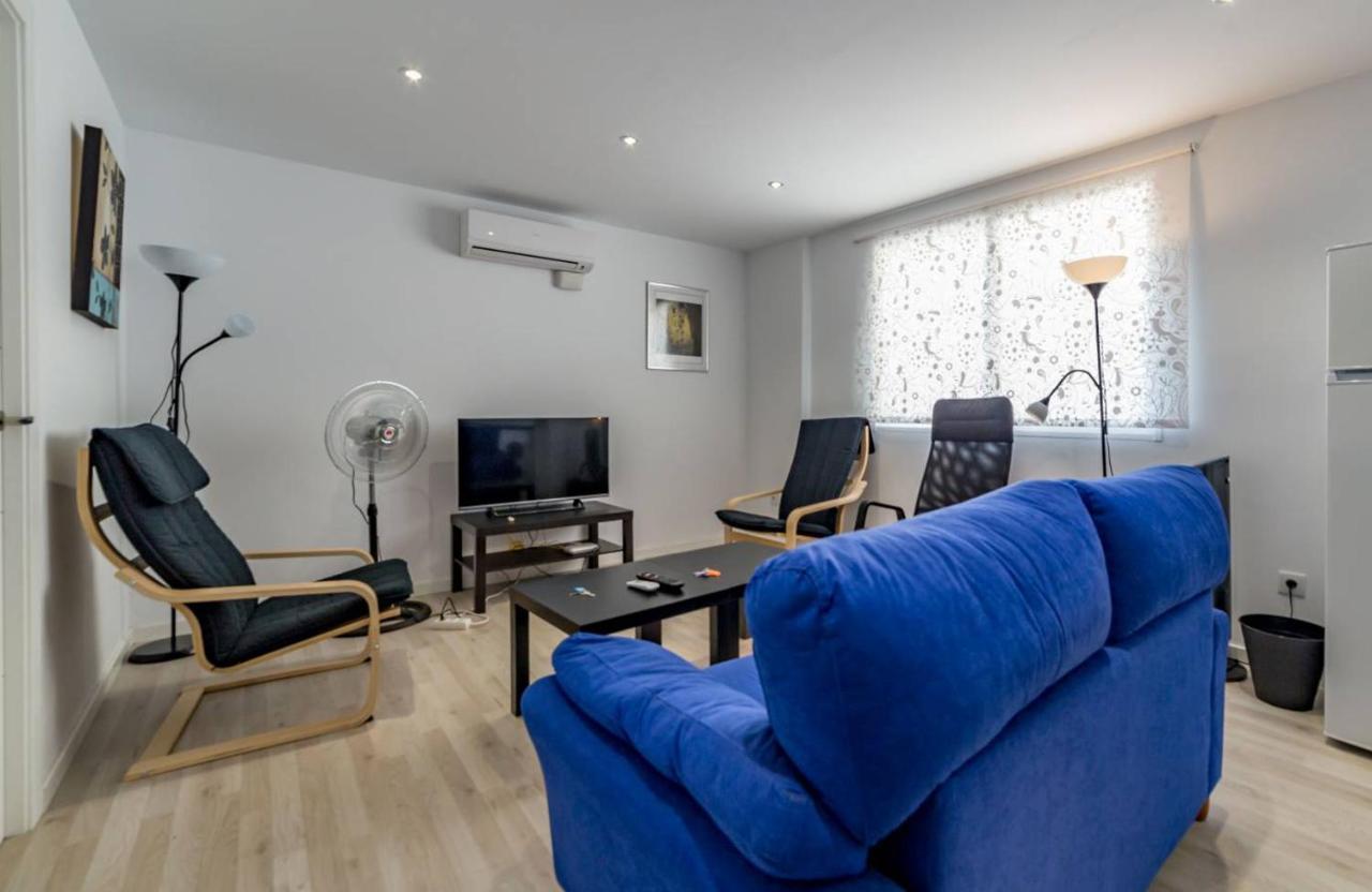 Malvarossa Apartment Near Beach Валенсия Экстерьер фото
